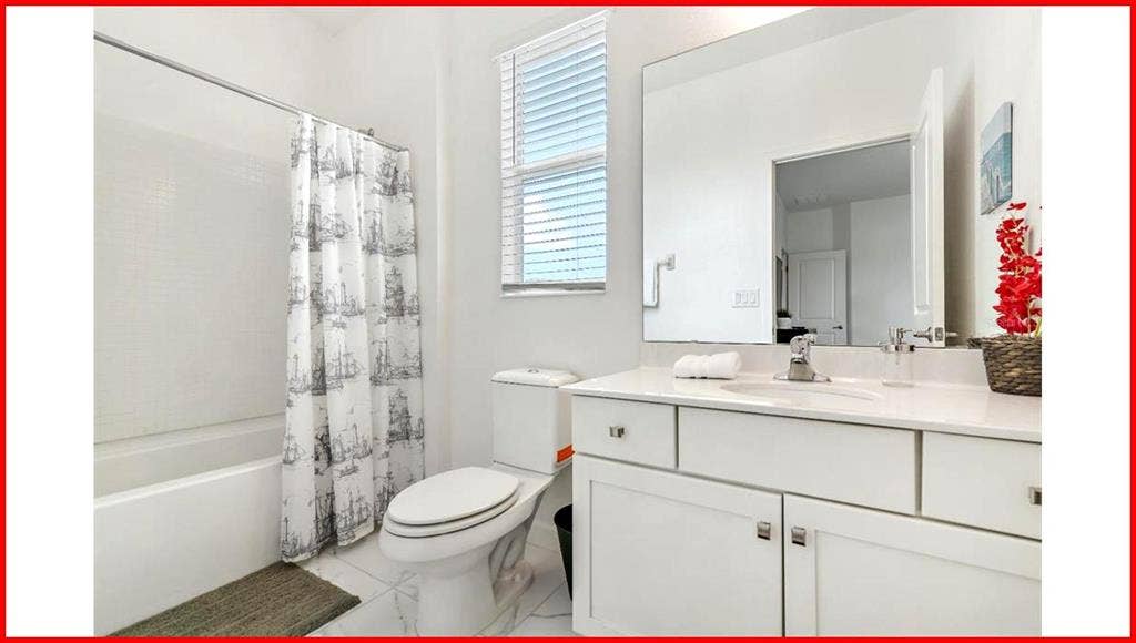 11 BR in Davenport