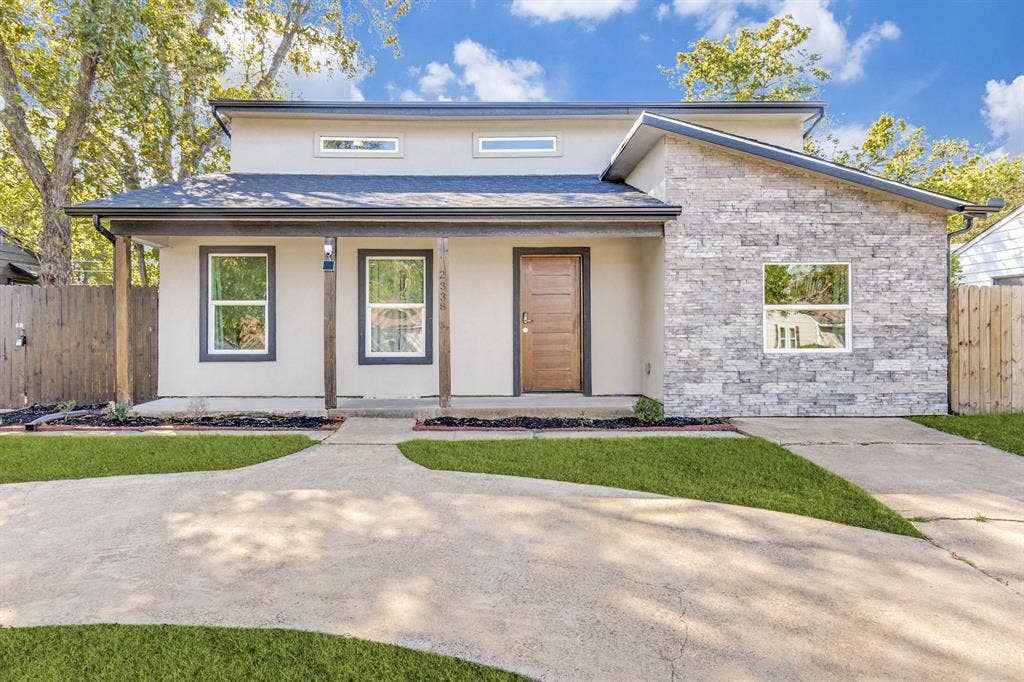 13 BR in Dallas