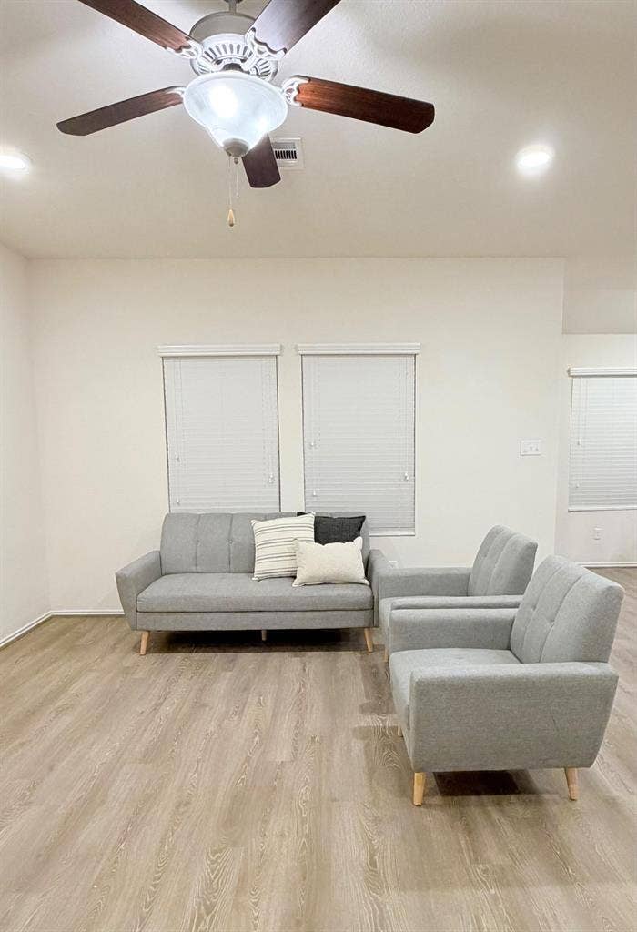 3 BR in Pflugerville