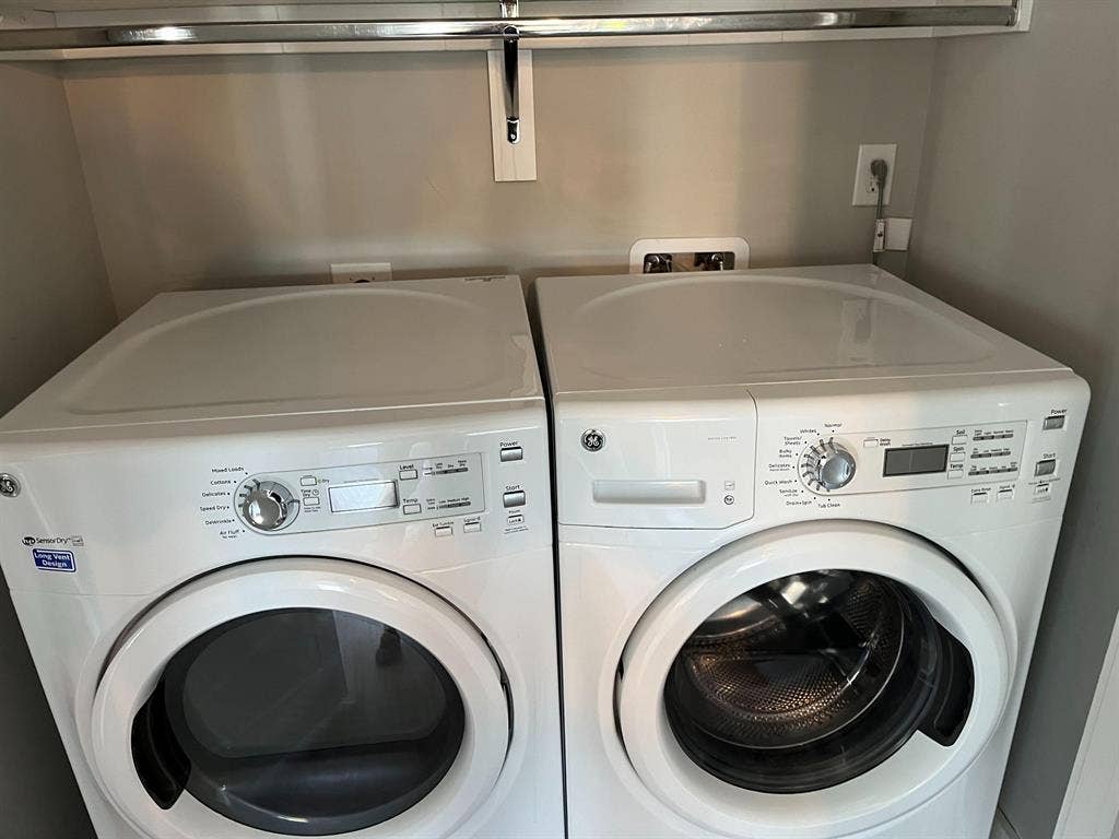 6 BR in Houston