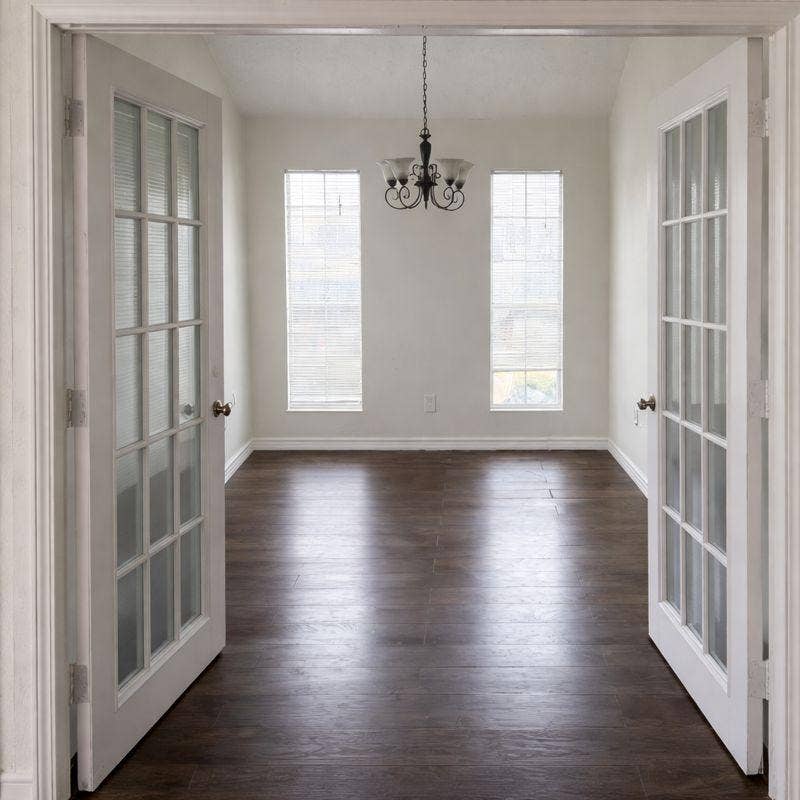 6 BR in Houston