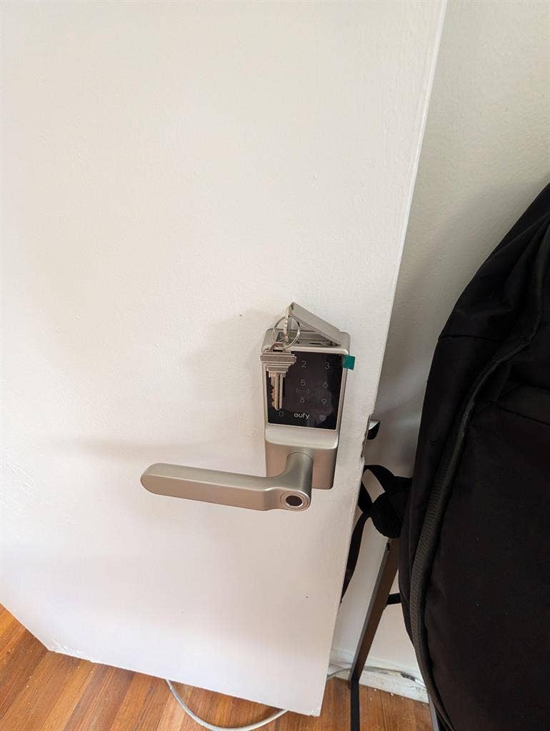8 BR in Lawrenceville
