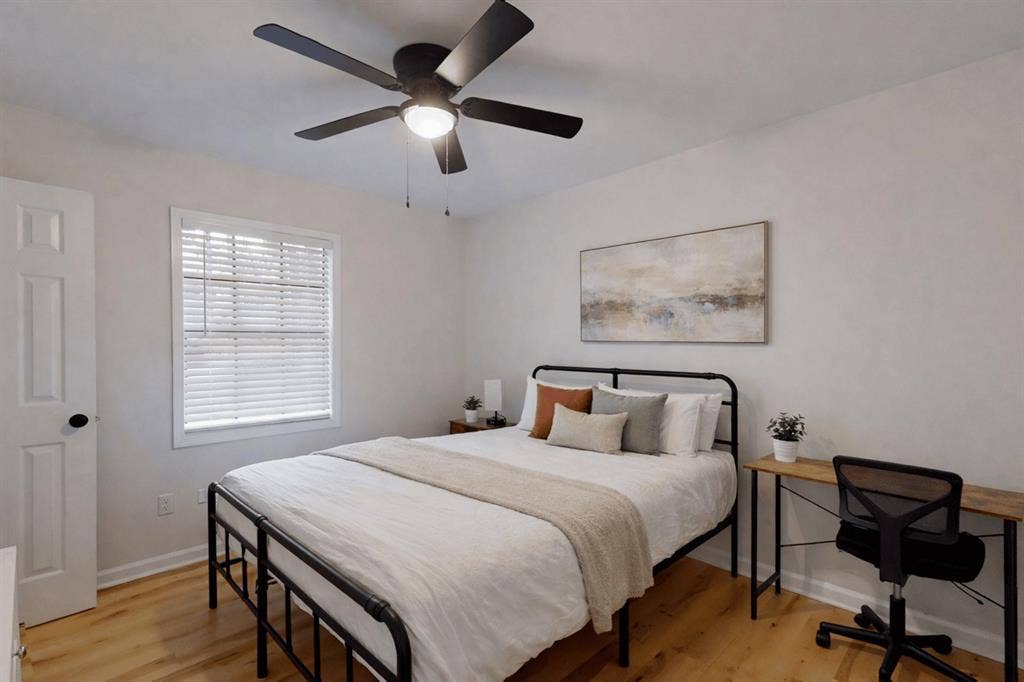 7 BR in Lawrenceville