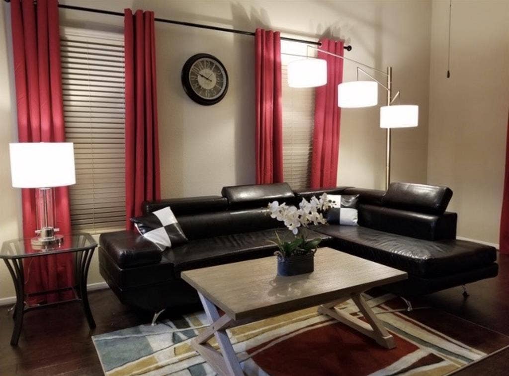 Cozy room in Spring for rent