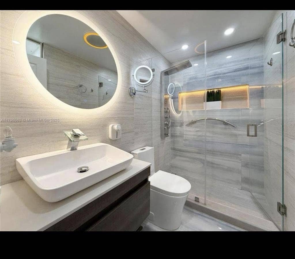 Habitación amueblada $