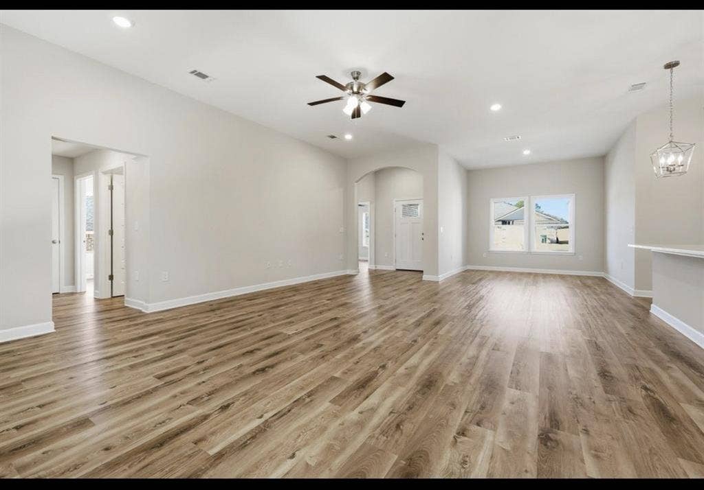 Private Room Available!