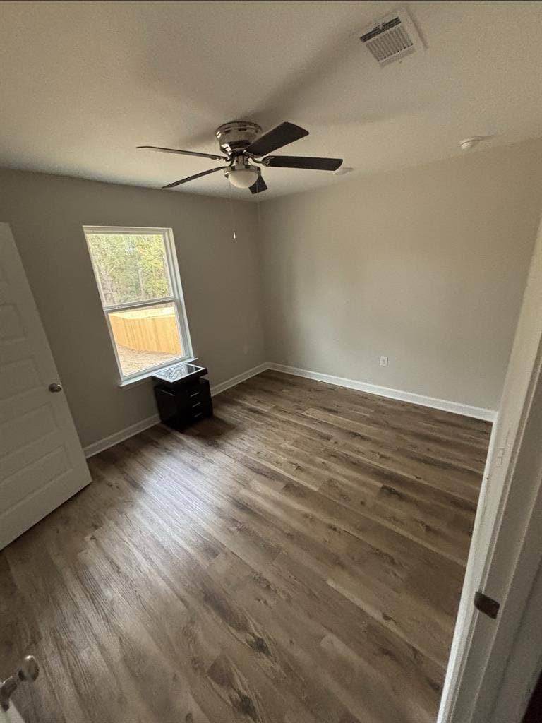Private Room Available!