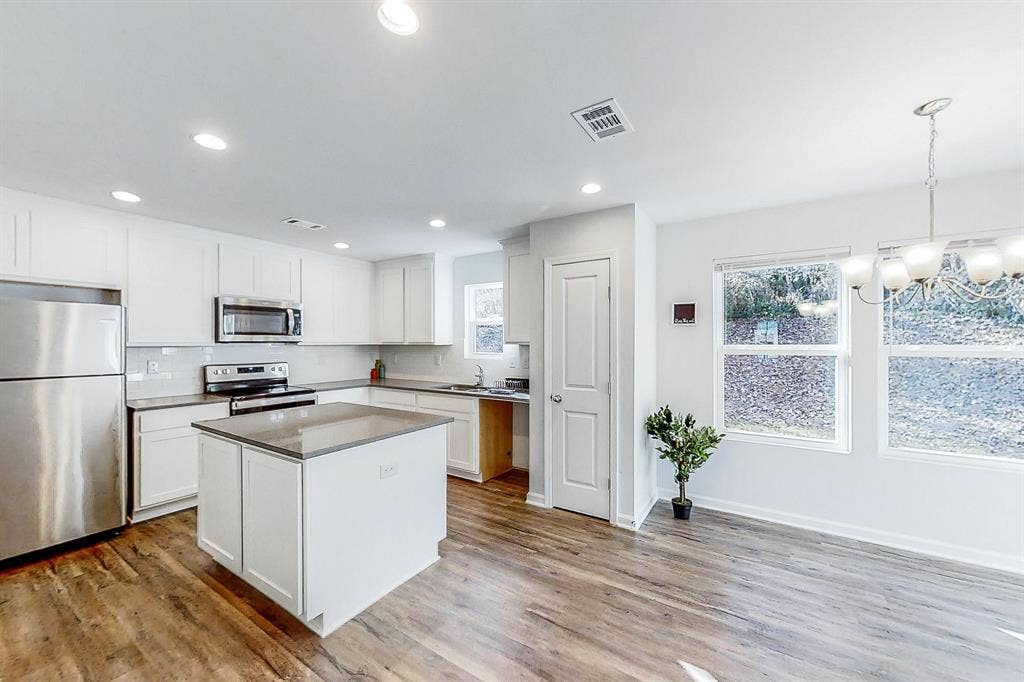 6 BR in Atlanta