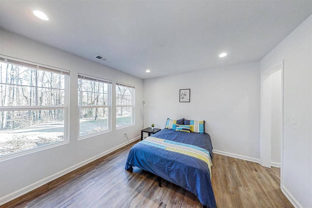 6 BR in Atlanta