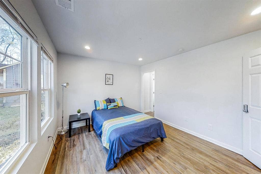 6 BR in Atlanta