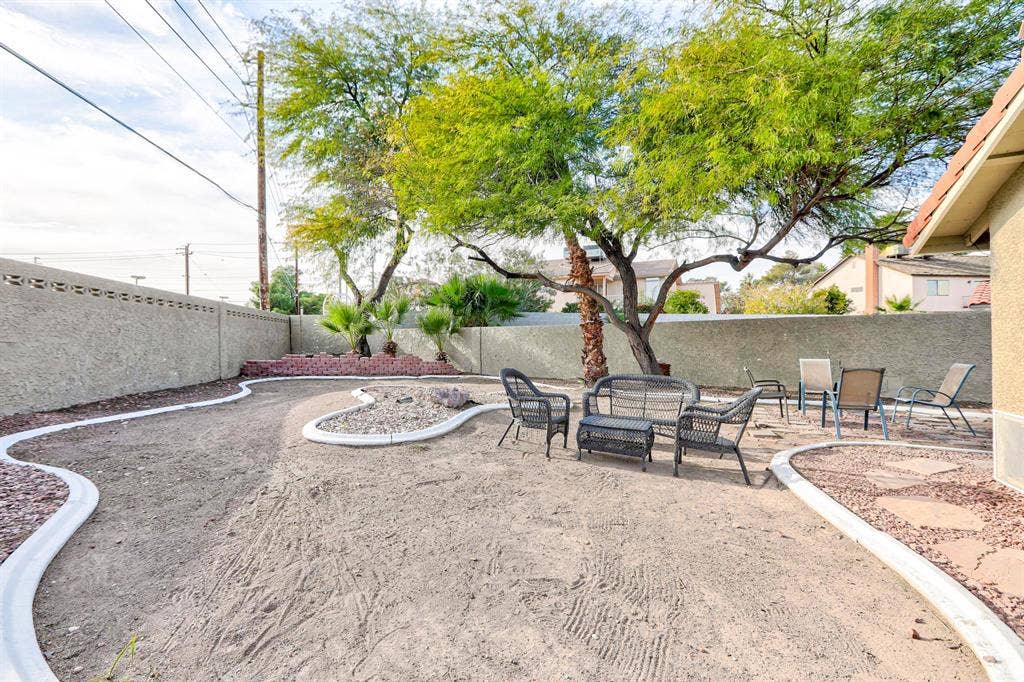 7 BR in Las Vegas