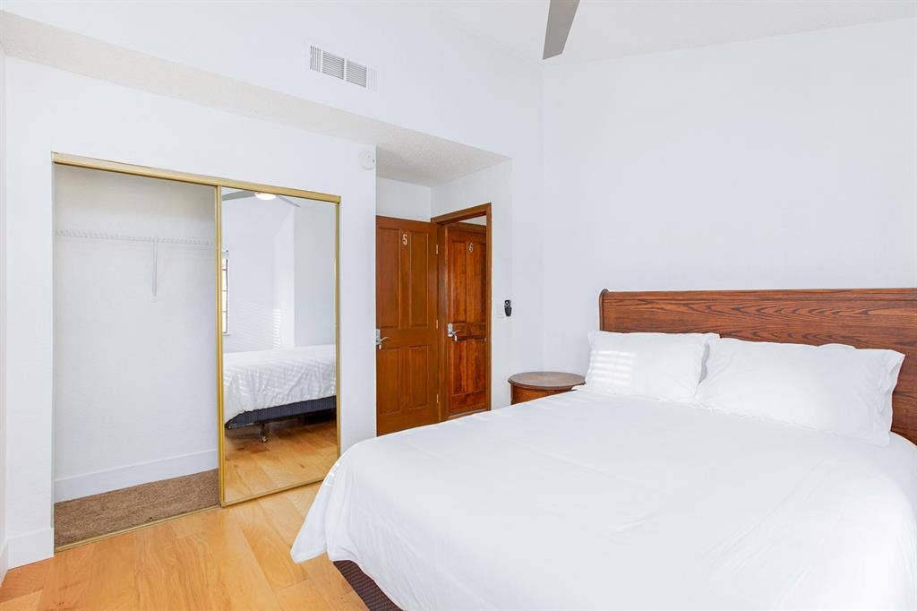 7 BR in Las Vegas