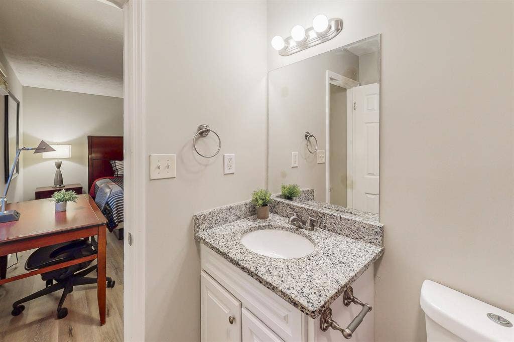 7 BR in Atlanta
