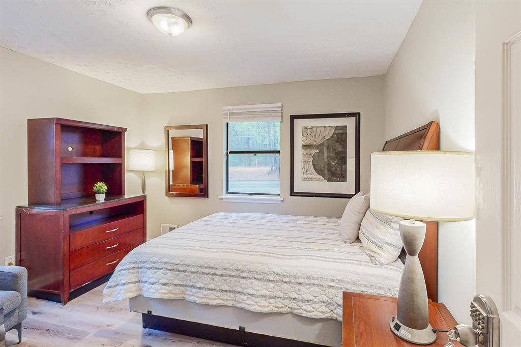 7 BR in Atlanta