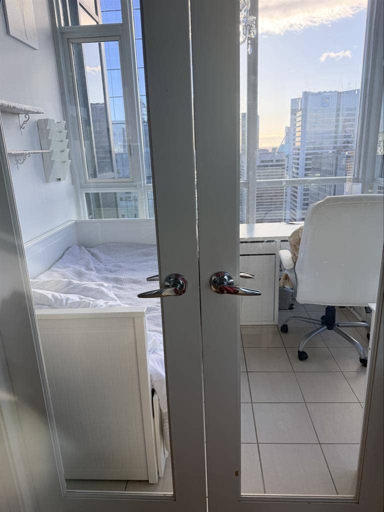 Bedroom and office in coal harbour