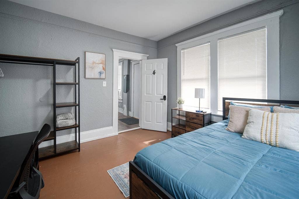7 BR in Jacksonville