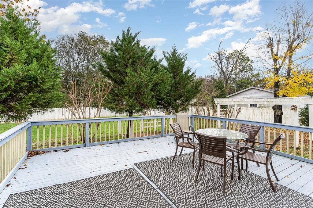 6 BR in Nashville
