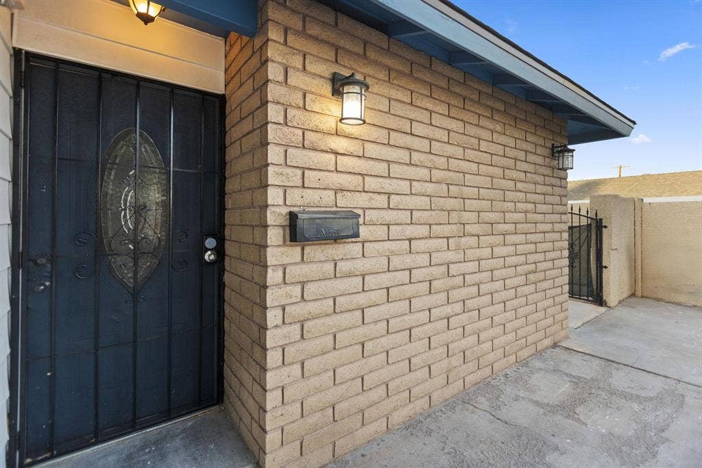 7 BR in Las Vegas