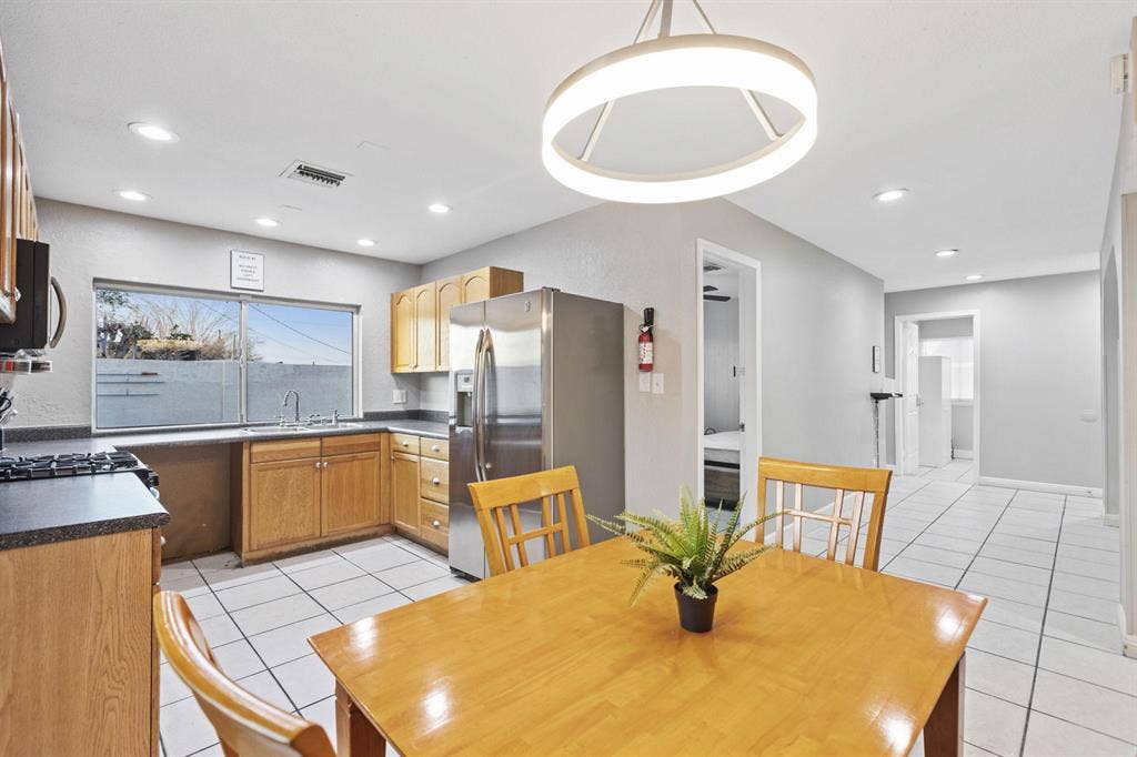 7 BR in Las Vegas