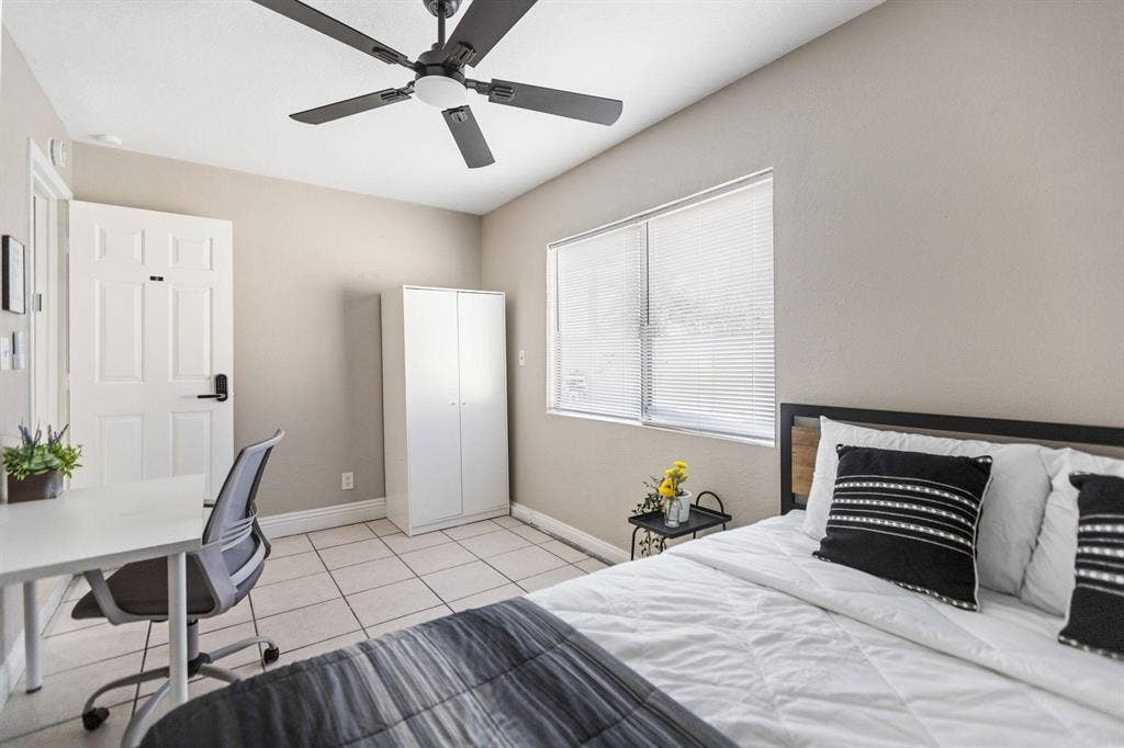 7 BR in Las Vegas