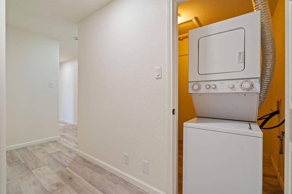 4 BR in Austin