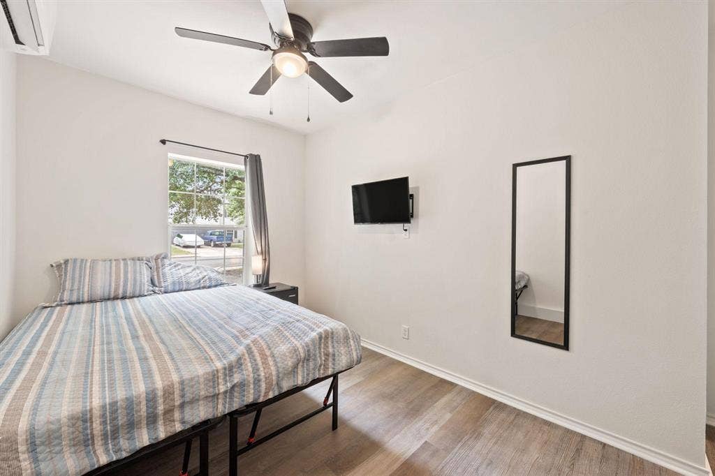 12 BR in Kyle