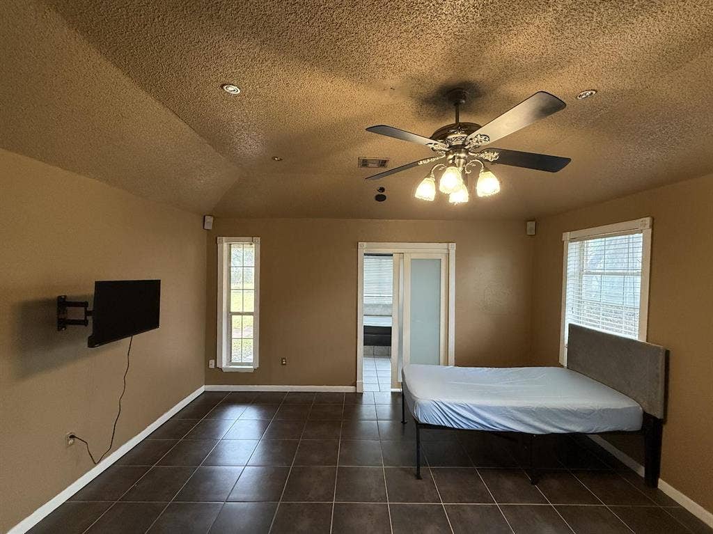 5 BR in New Orleans