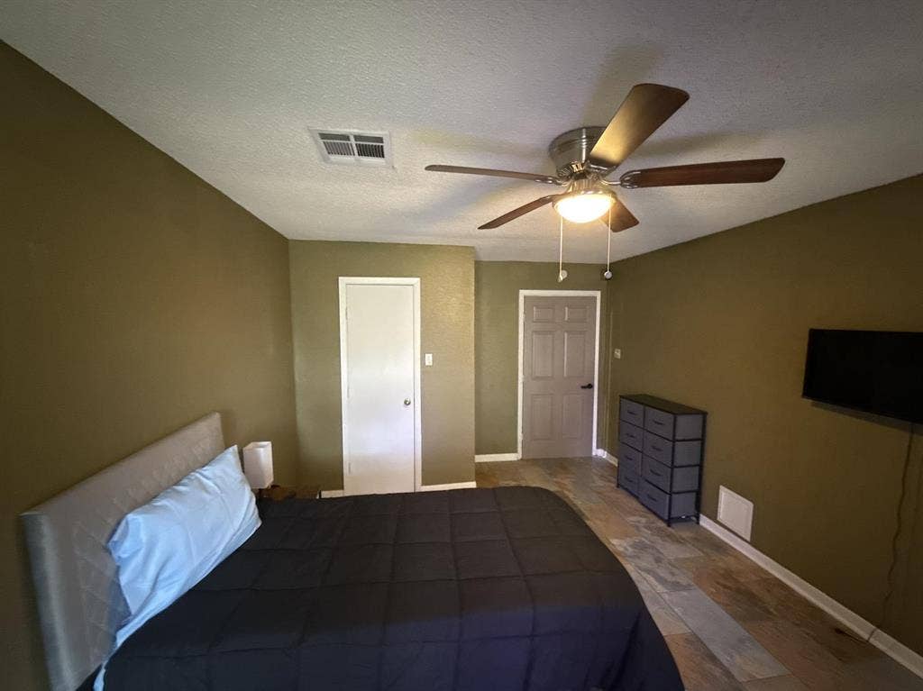 5 BR in New Orleans
