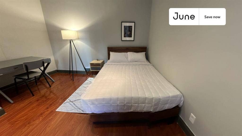 2 BR in New York City