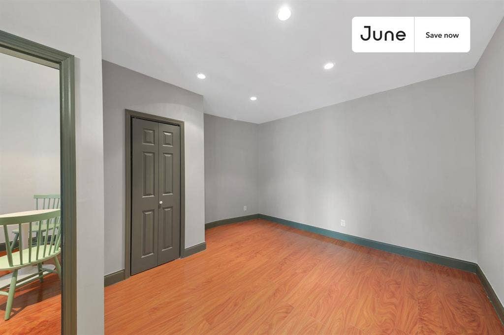 2 BR in New York City