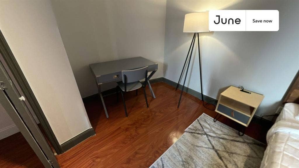 2 BR in New York City