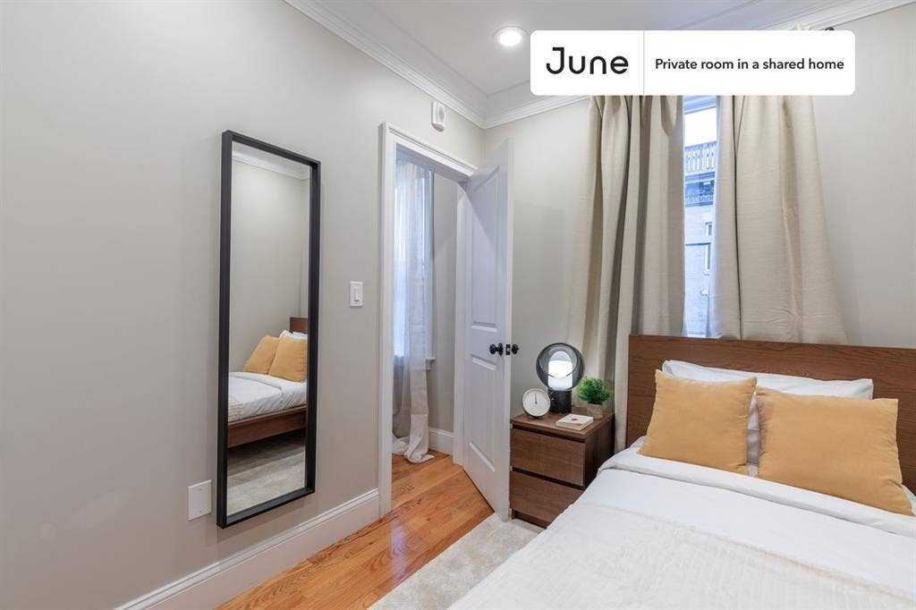 4 BR in Boston