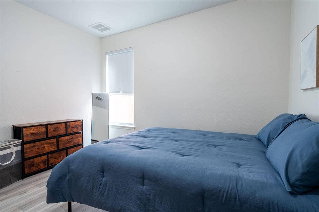 8 BR in Austin