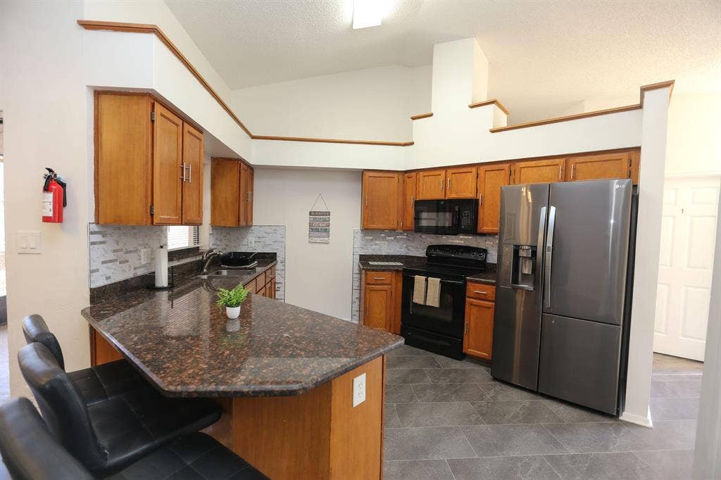 6 BR in Kissimmee
