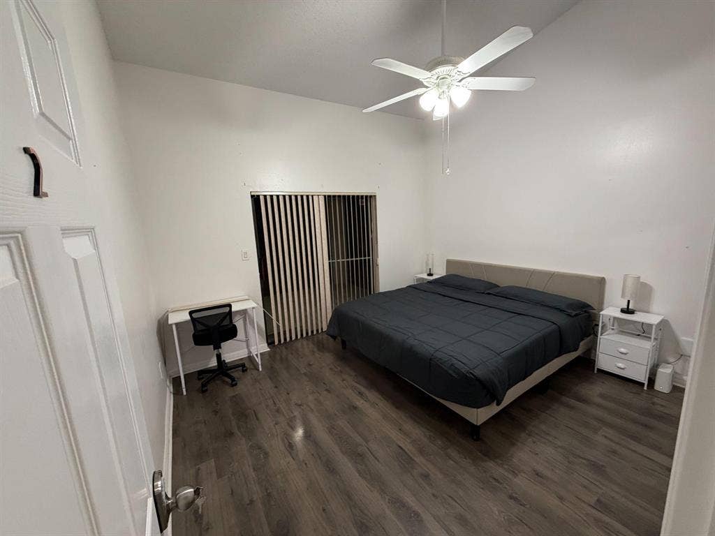 6 BR in Kissimmee
