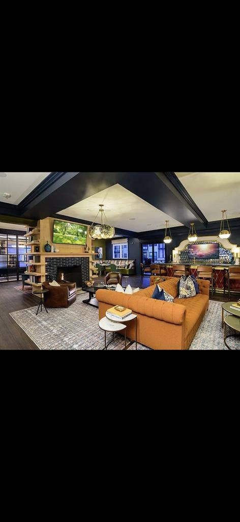 Modern Apartment Sublease!!!