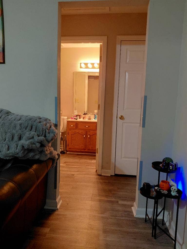 A Quiet Room with Full Bath