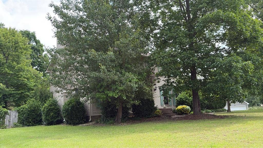 Quiet furnished home