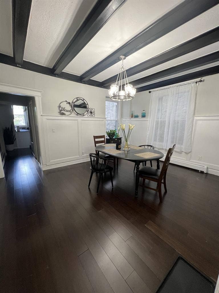 Jersey City Room Plus Storage Space