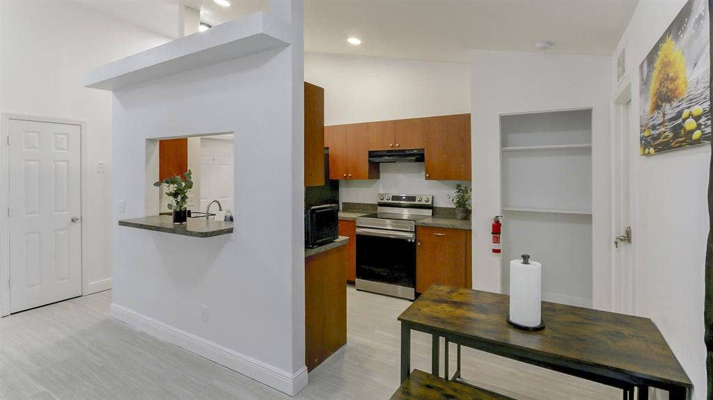 4 BR in Tampa