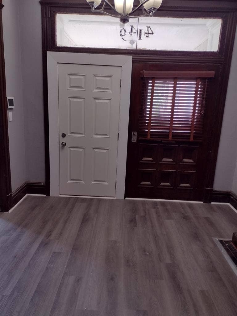 6 BR in St. Louis