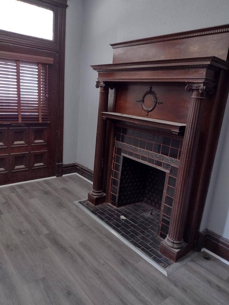 6 BR in St. Louis