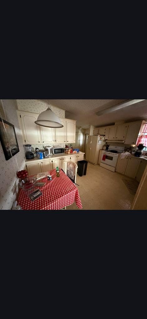 House for rent-+ community