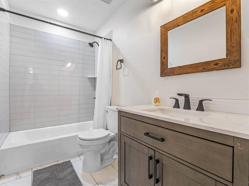 6 BR in Orlando