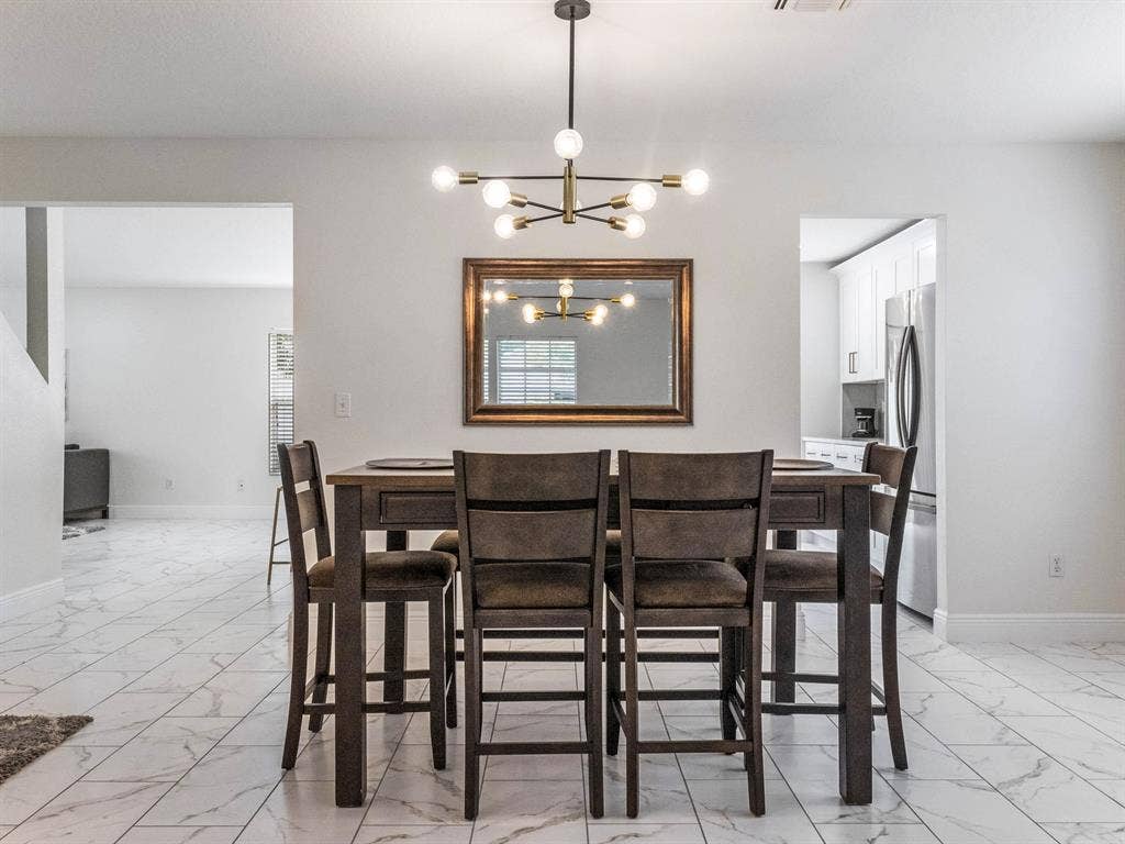 6 BR in Orlando