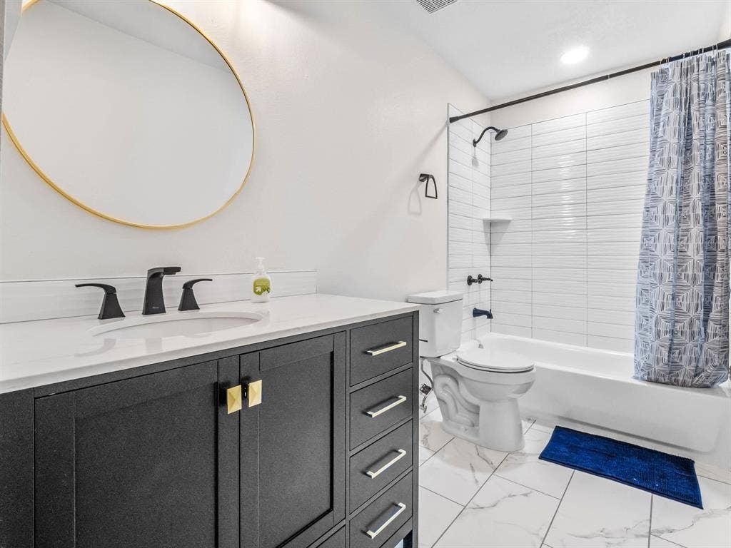 6 BR in Orlando