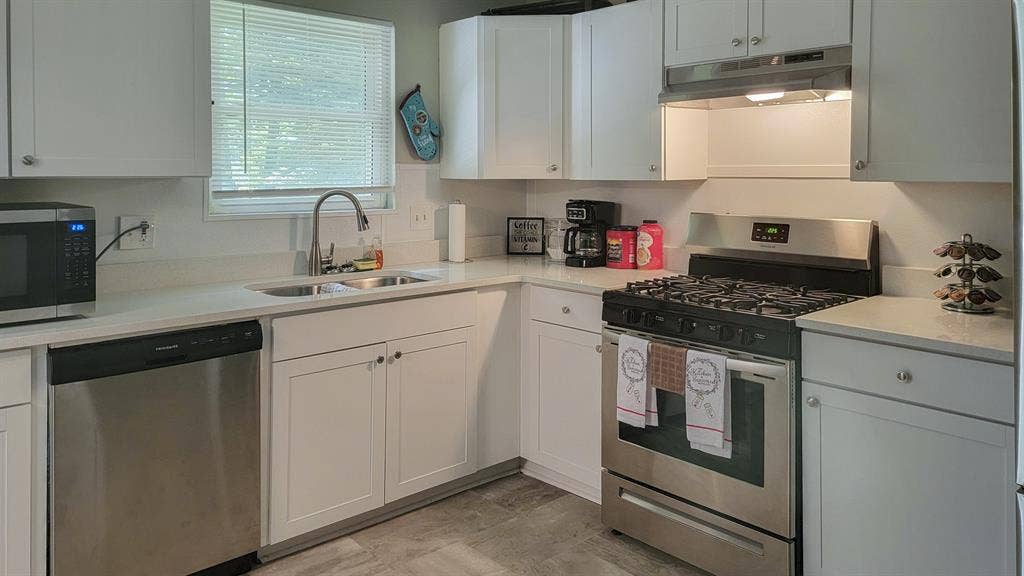 8 BR in College Park