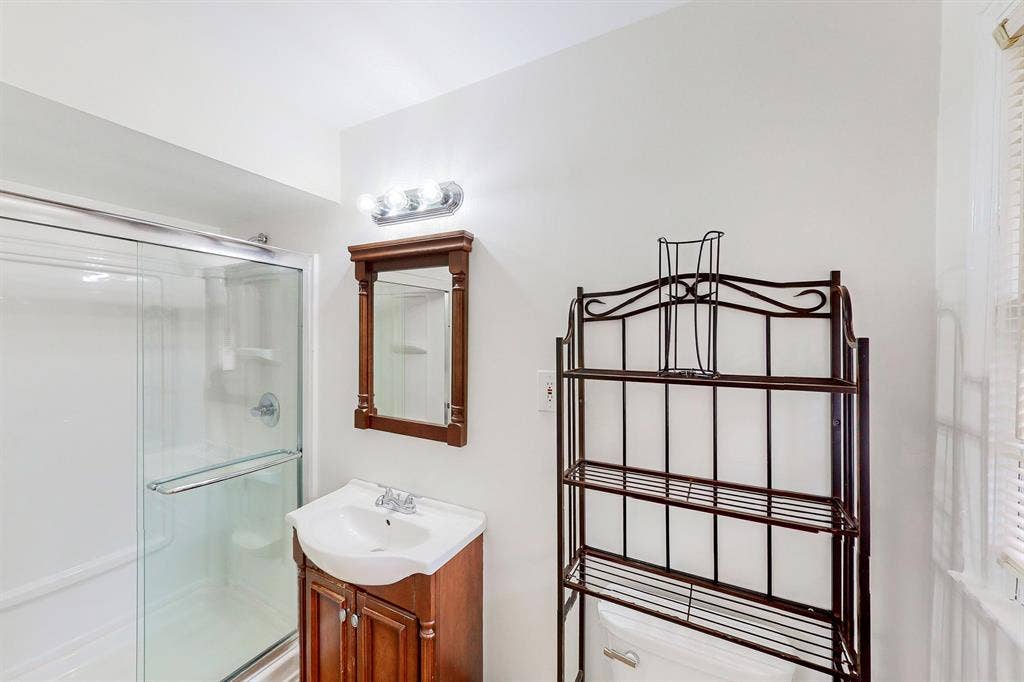 5 BR in Decatur