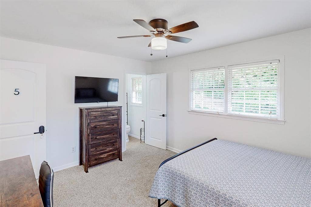 5 BR in Decatur