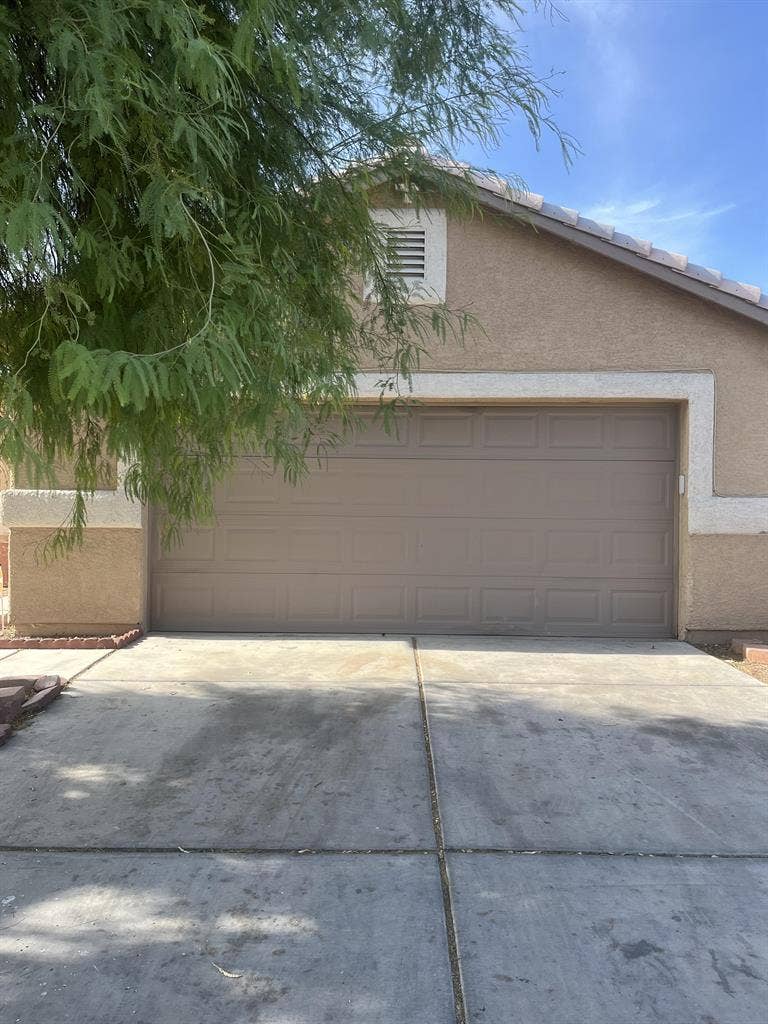 2 BR in Las Vegas